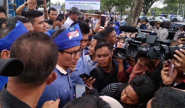 Sandiaga Uno menghadiri deklarasi Relawan Prabowo-Sandi di Rumah PAN Riau. Foto: maulana 