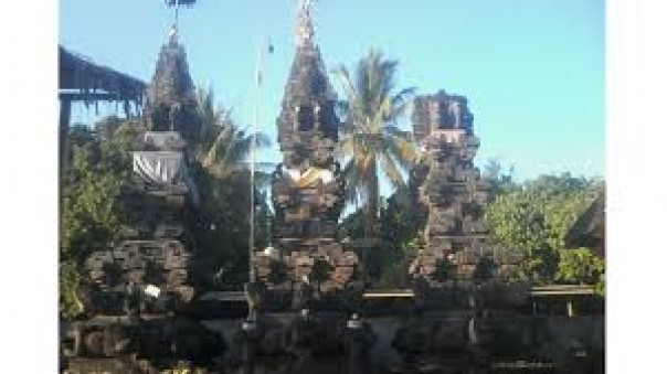 Несколько зданий на Бали повреждены
