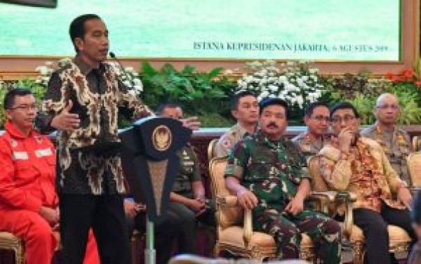 Presiden Jokowi dalam rakornas tentang pengendalian karhutla (istimewa)