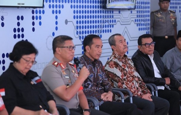 Jokowi mensurvei posko karhutla di Pekanbaru pada Kamis (20/2/2020)