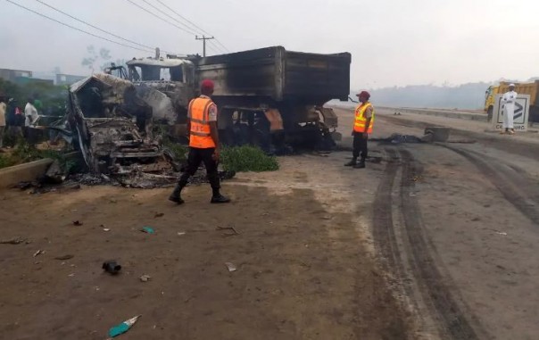 Tragis! 16 orang tewas dalam kecelakaan mobil di Lagos