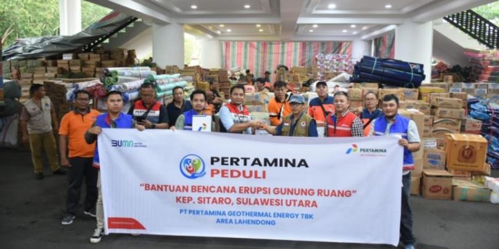 PGE Area Lahendong Salurkan Bantuan untuk Korban Terdampak Erupsi Gunung Ruang