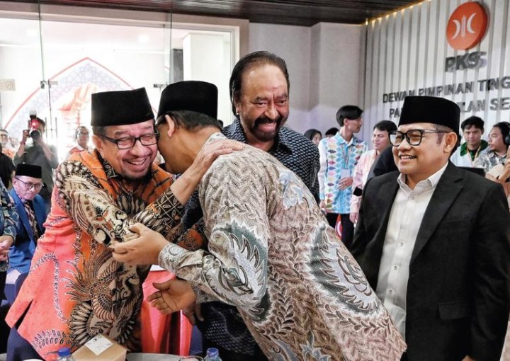 PKS Atur Jadwal Ketemu Prabowo Banteng Terancam Ditinggal Sendirian