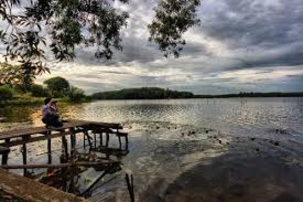 Danau Lembah Sari