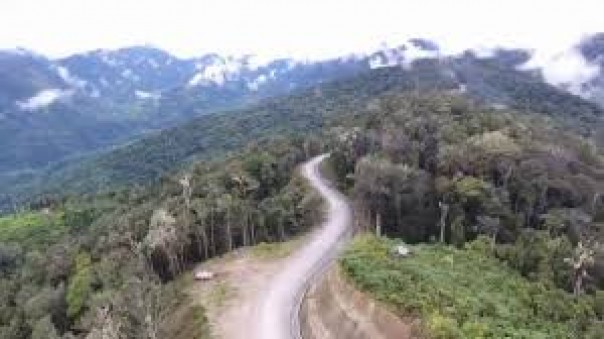 Pembangunan jalan pegunungan arfak 