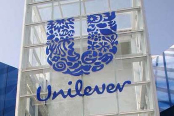 Logo Unilever  diubah warnanya kesukaan LGBT. 