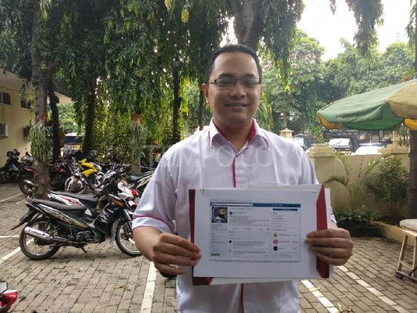 Tersangka pencemaran nama baik, jack boyd lapian/Tempo