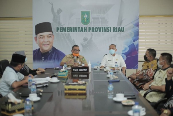 DPRD RohulTemuai Wagubri terkait pembangunan tol pekanbaru-Padang