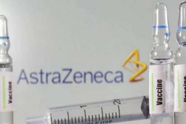 Vaksin AstraZeneca akan tiba di tanah air. 