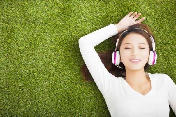5 Manfaat Hobi Mendengarkan Musik, Salah Satunya Meningkatkan Daya Ingat