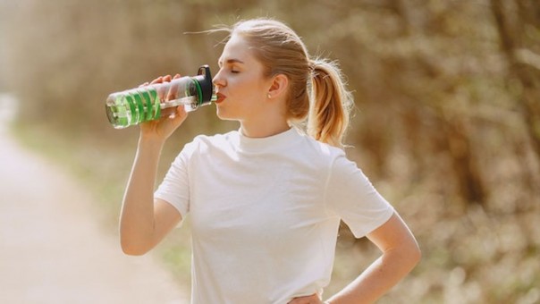 6 Jenis Minuman yang Baik Dikonsumsi Selepas Berolahraga