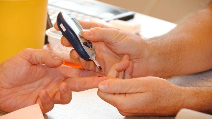 Segera Lakukan Screening Gula Darah jika Miliki Anggota Keluarga dengan Riwayat Diabetes Melitus