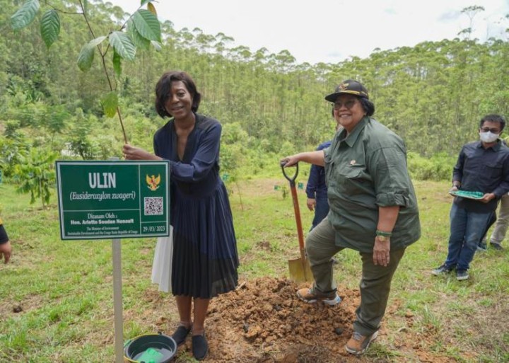 Menteri Kongo Puji Kerja Nyata Indonesia Dalam Pelestarian Lingkungan Hidup
