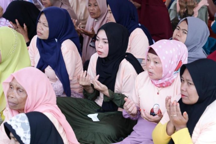 Pekuat Persaudaraan  Mak Ganjar Jabar Gelar Silaturahmi Dan Gema Selawat Di Kabupaten Bogor