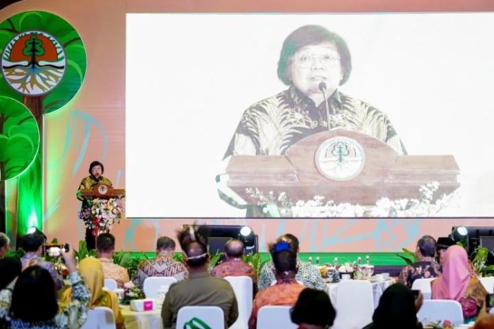 Raih Kalpataru  Menteri Siti Ucapkan Selamat Kepada 10 Pejuang Lingkungan