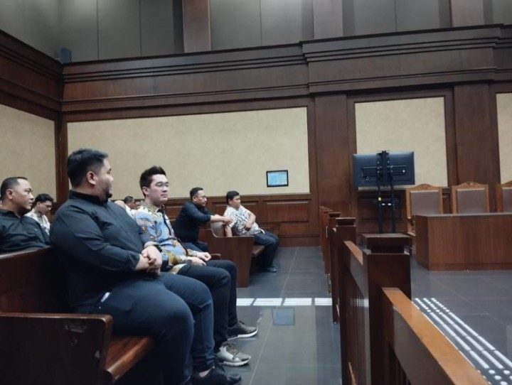 Kode Hasbi Hasan  Windy Idol Jadi Tuan Putri  Hotel Jadi Pesantren