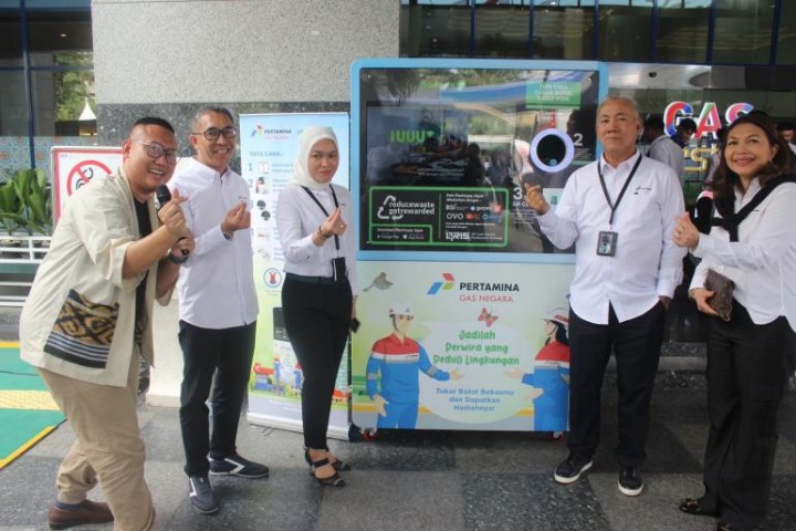 Dukung Dekarbonisasi  PGN Luncurkan Reverse Vending Machine