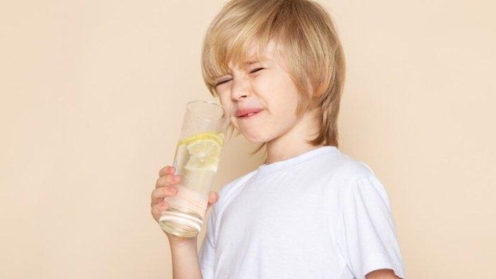 3 Dampak Kurang Minum Air Putih yang Tidak Bisa Diabaikan, Mempengaruhi Suasana Hati dan Kognitif